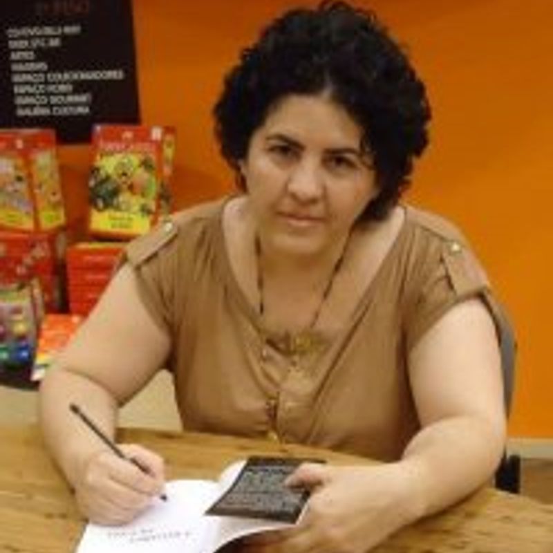 Angela Lira profile picture
