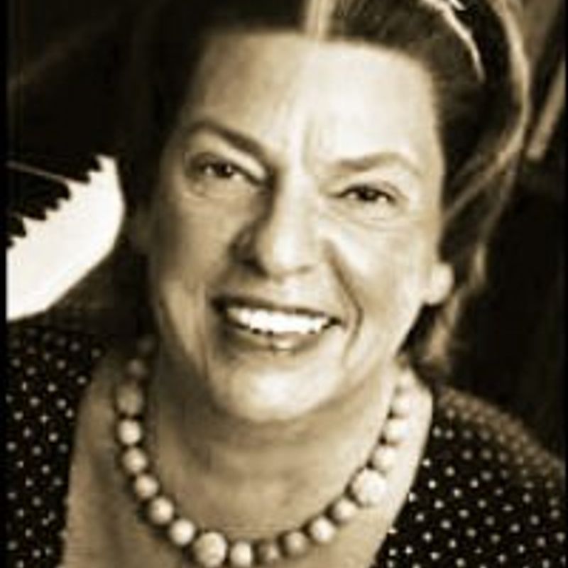 Carolly Erickson profile picture