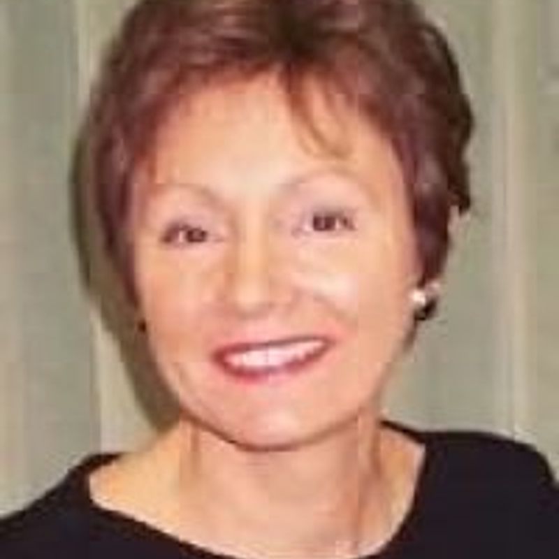 Elizabeth Power profile picture