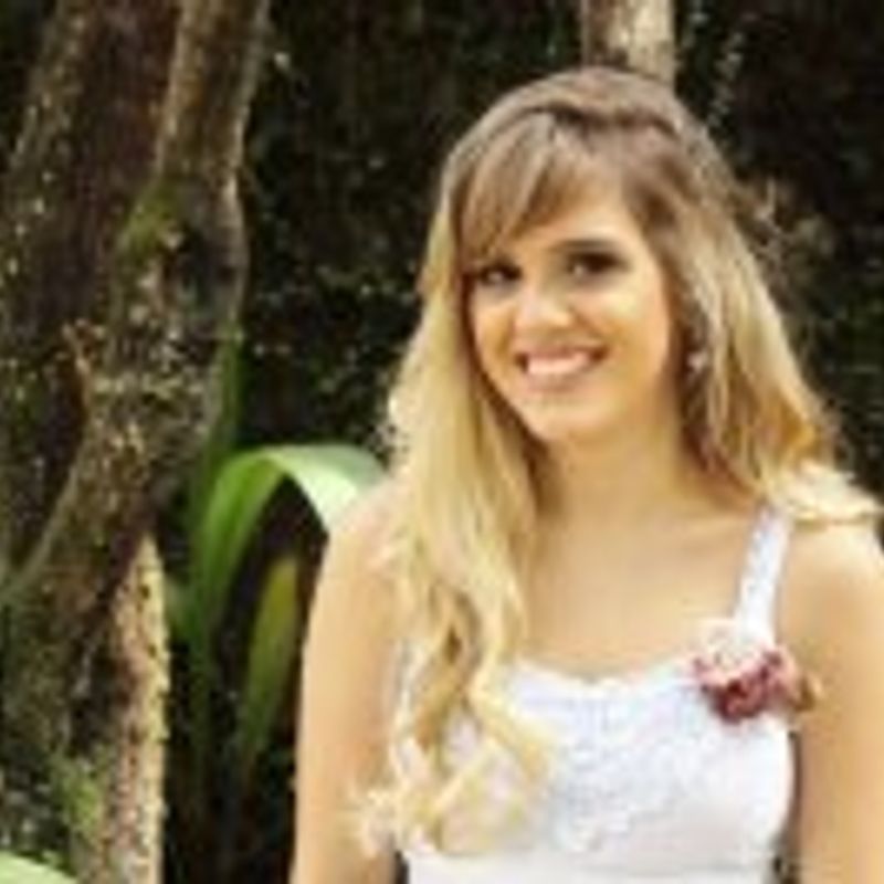 Clara Mello profile picture