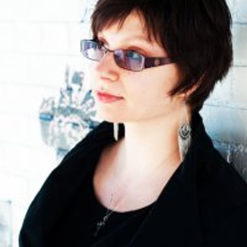 Genevieve Valentine profile picture