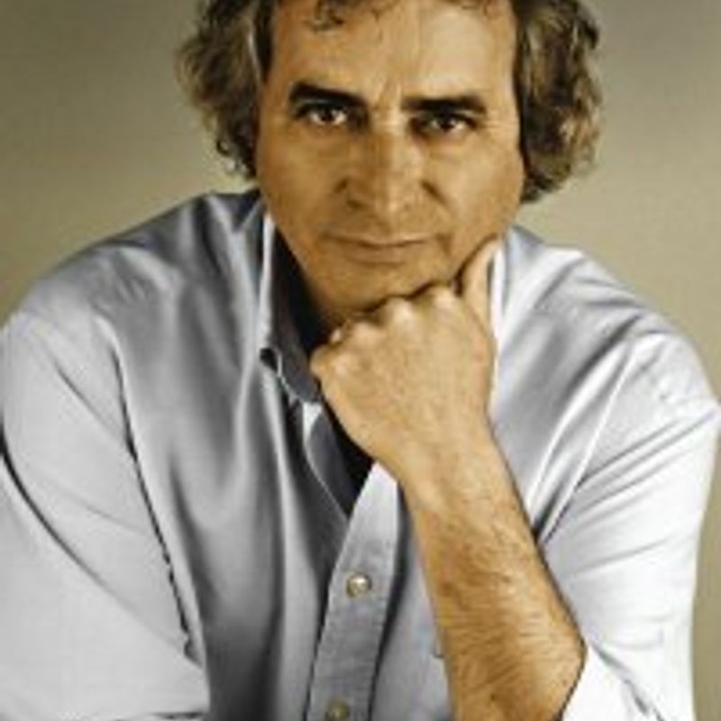 Ildefonso Falcones profile picture