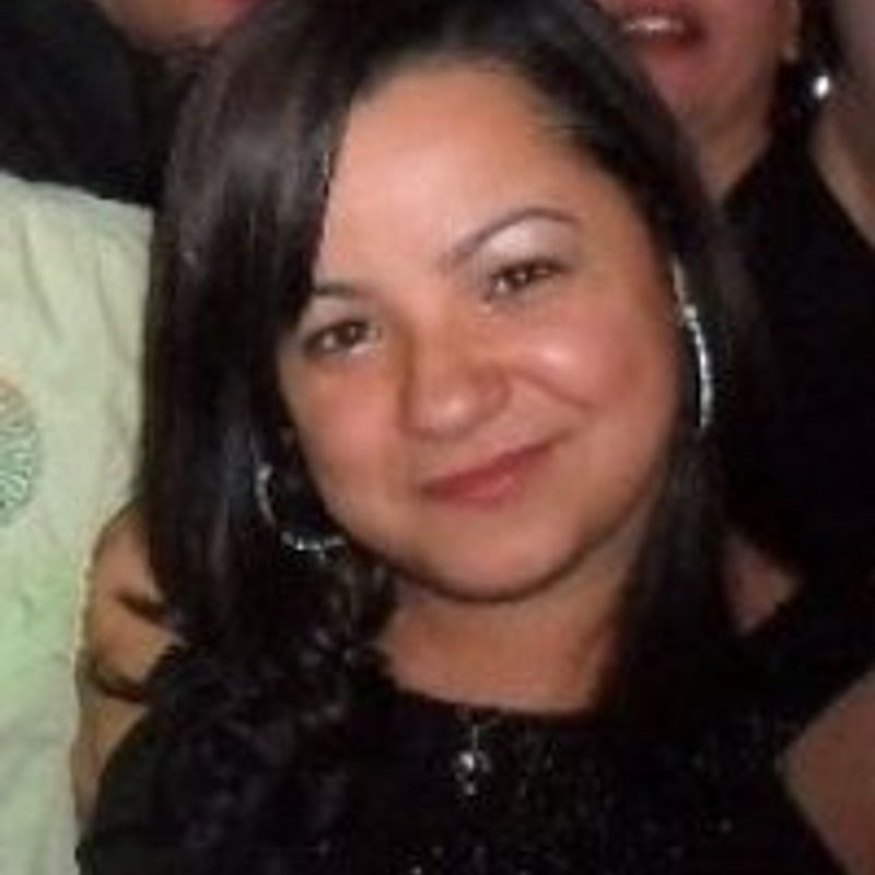 Emi de Morais profile picture