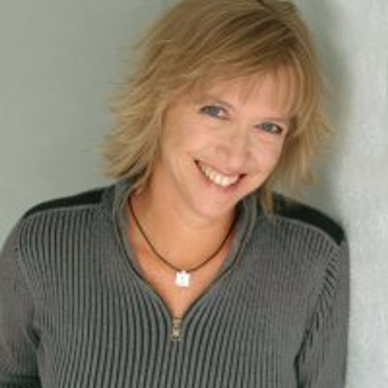 Suzanne Brockmann profile picture