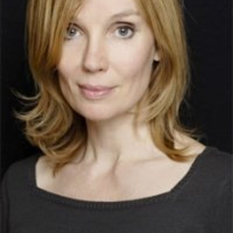 Mo Hayder profile picture