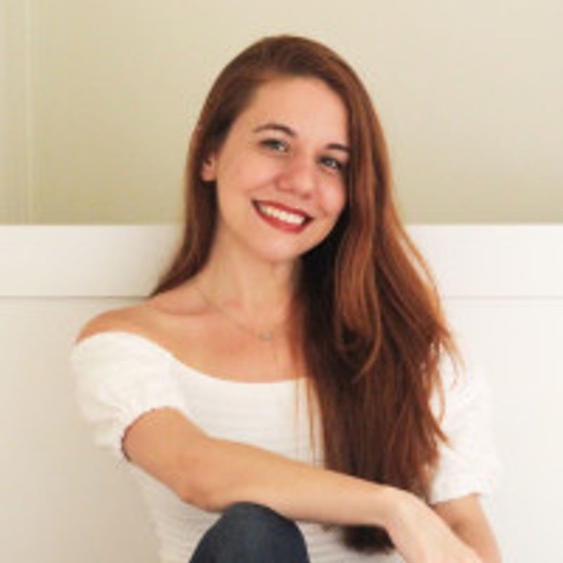 Lívia Moura profile picture