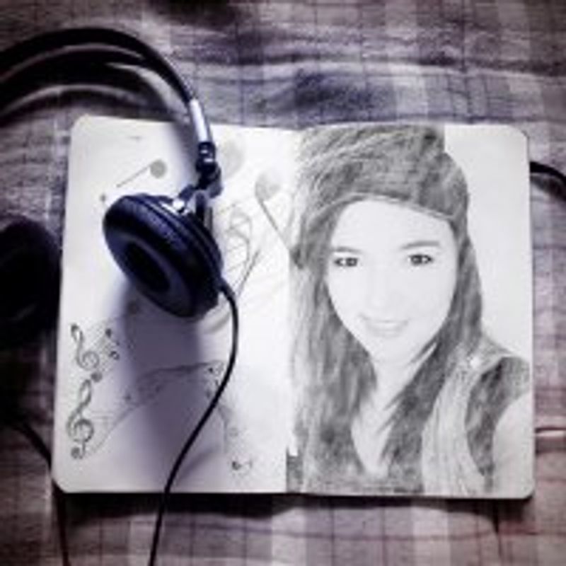 Anne Ferreira profile picture