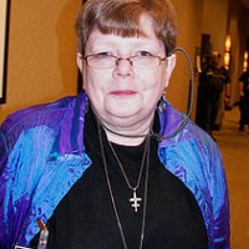 Tamora Pierce profile picture