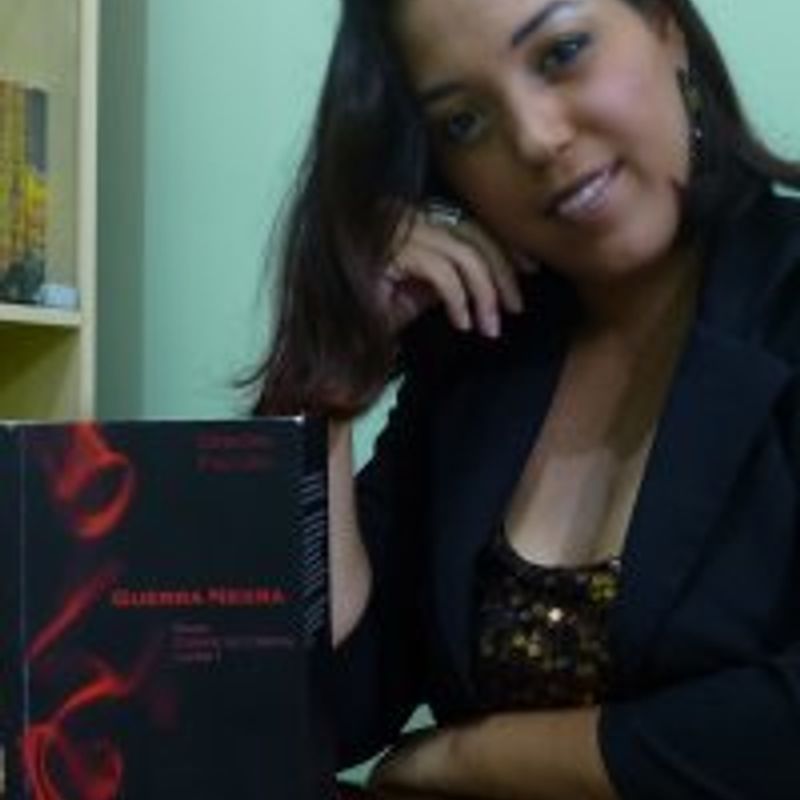 Débora Falcão profile picture