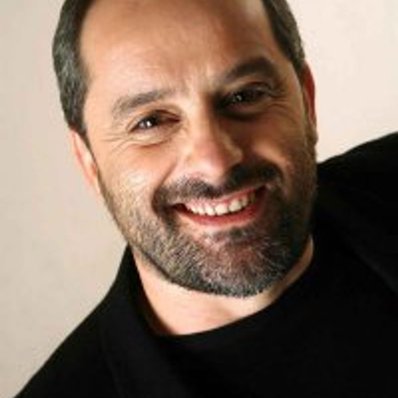 Luciano Pires profile picture