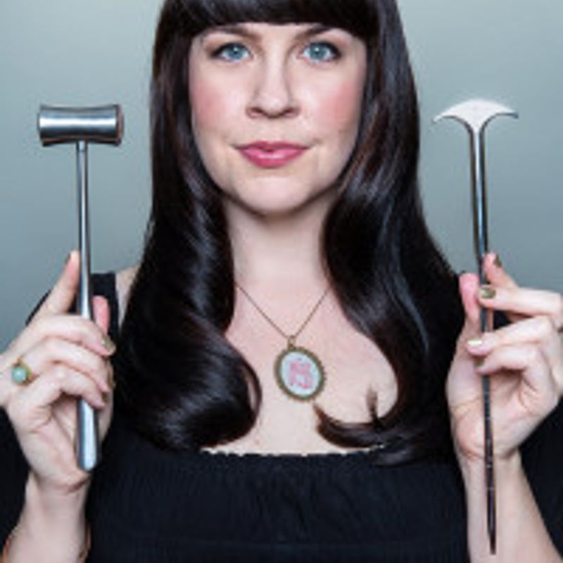 Caitlin Doughty profile picture