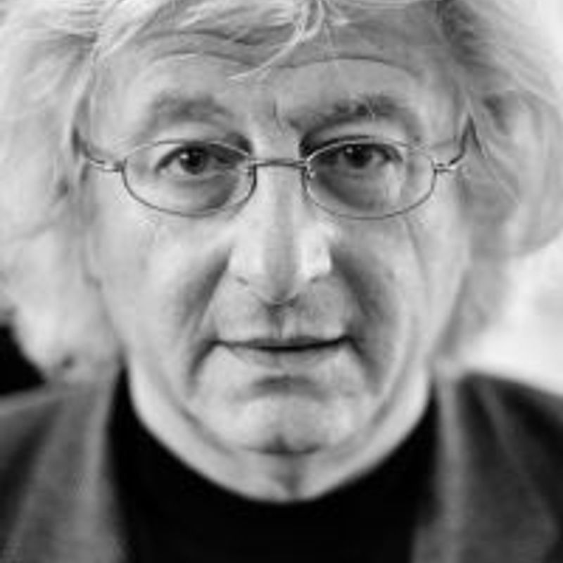 Péter Esterházy profile picture