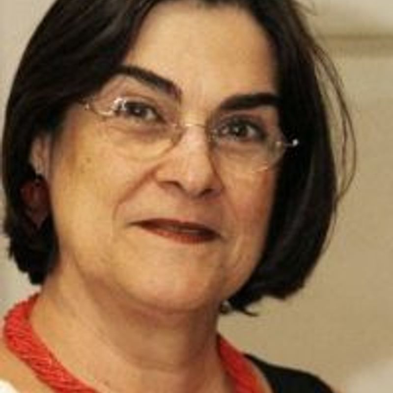Flávia Suassuna profile picture