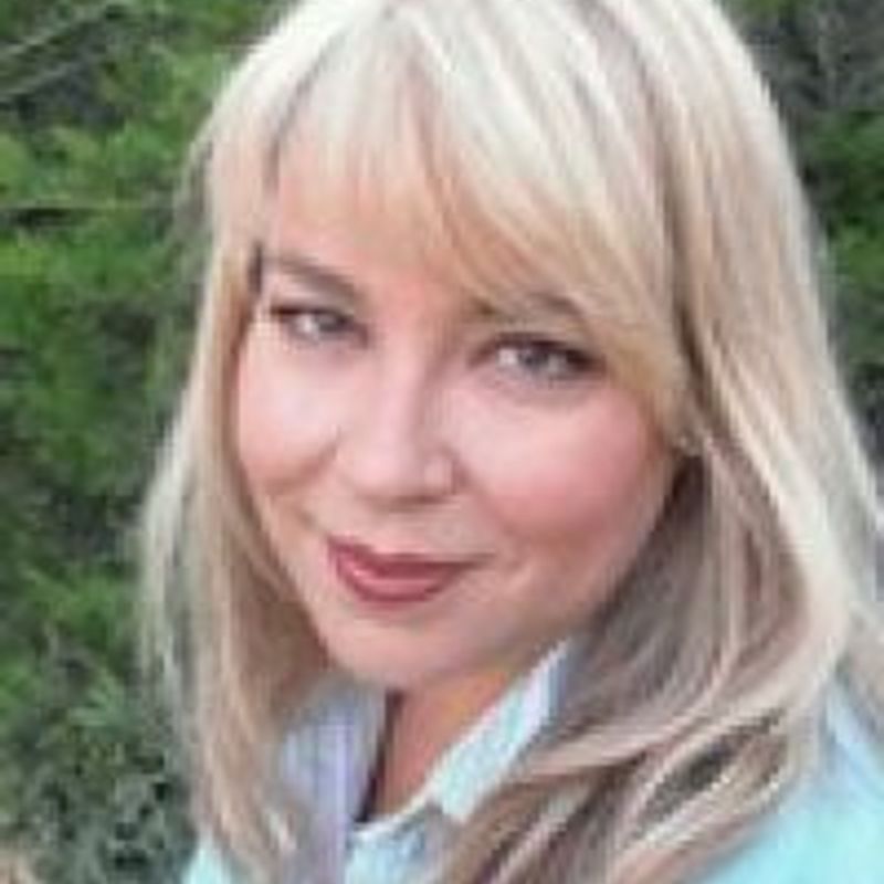 Beth Yarnall profile picture