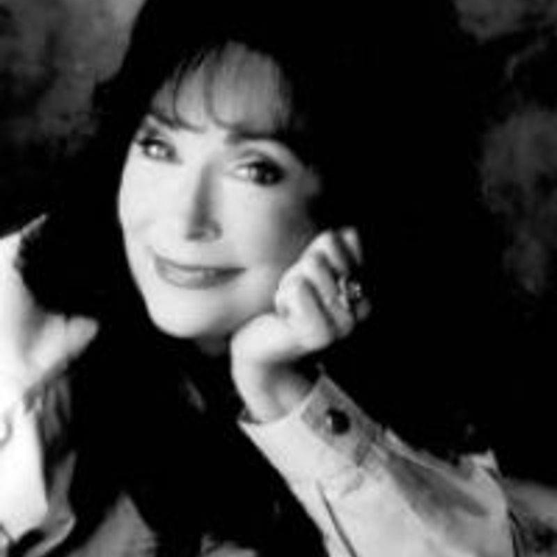 Loretta Lynn profile picture