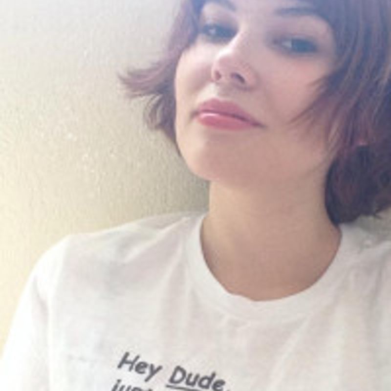 Sara Wolf profile picture