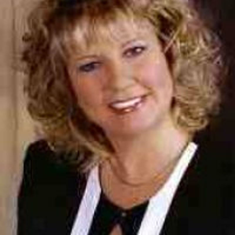 bonnie vanak profile picture