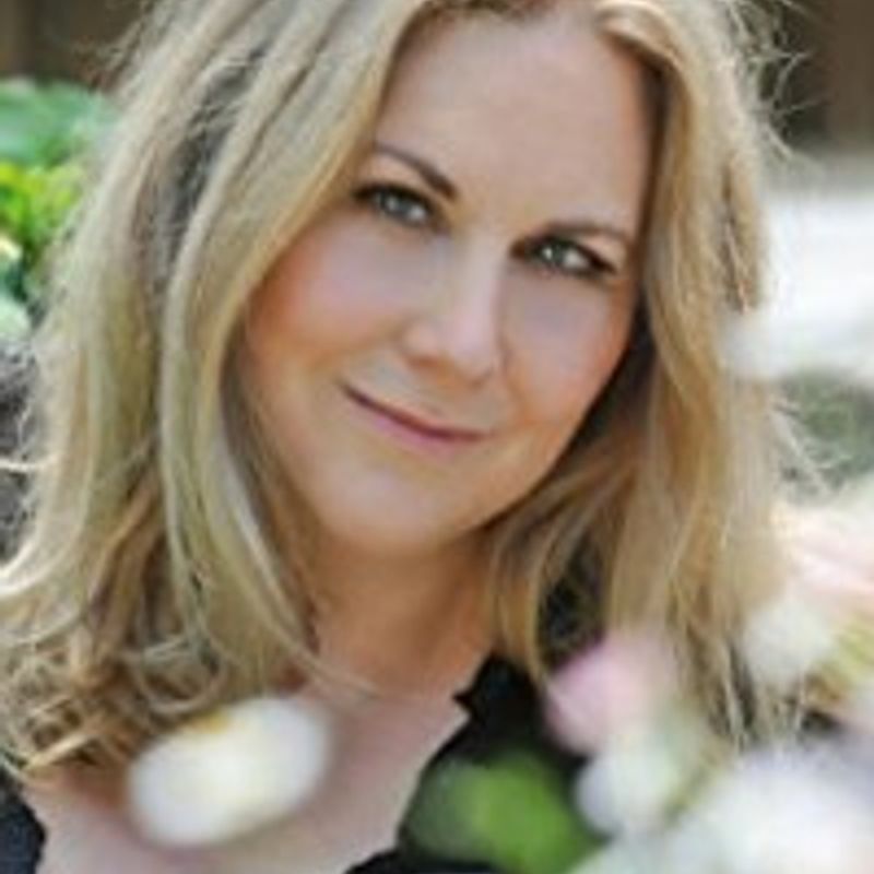  Kerstin Gier  profile picture