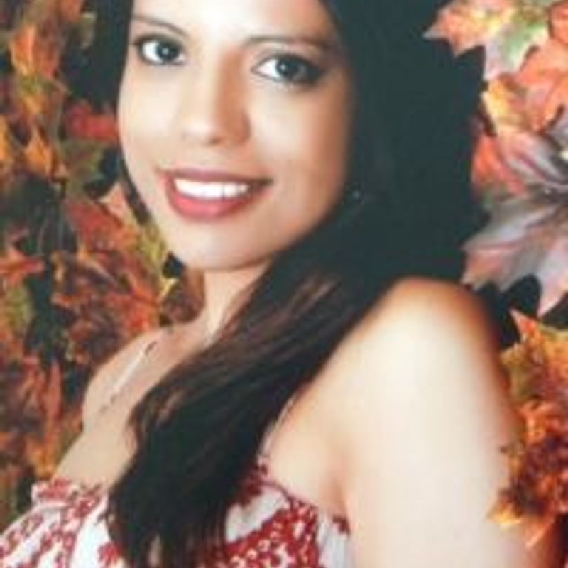 Aline Lemos profile picture