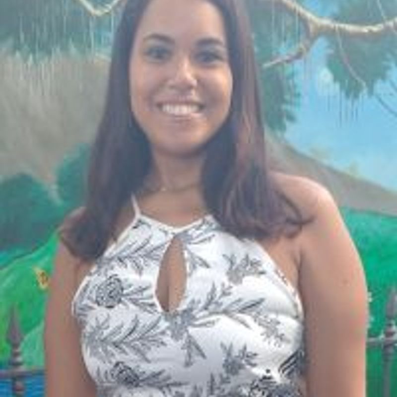 Ana Cláudia F. Esquiávo Romariz profile picture