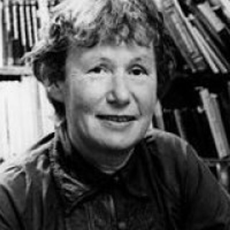  Penelope Fitzgerald profile picture