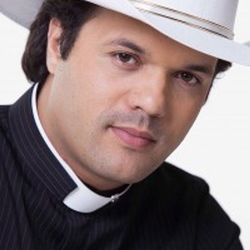 Padre Alessandro Campos profile picture