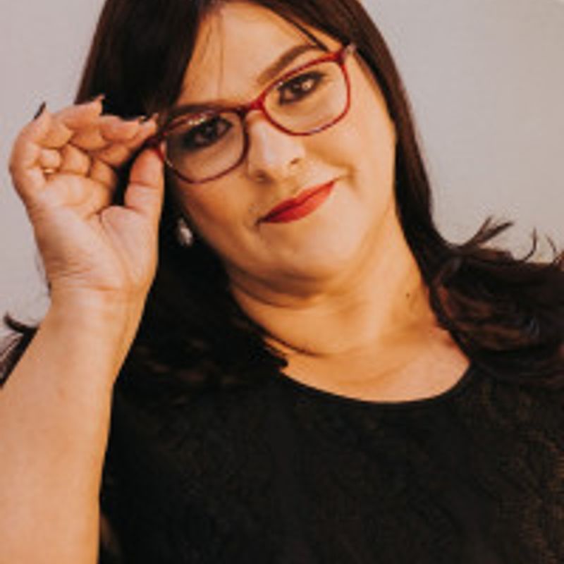Cláudia Castro profile picture