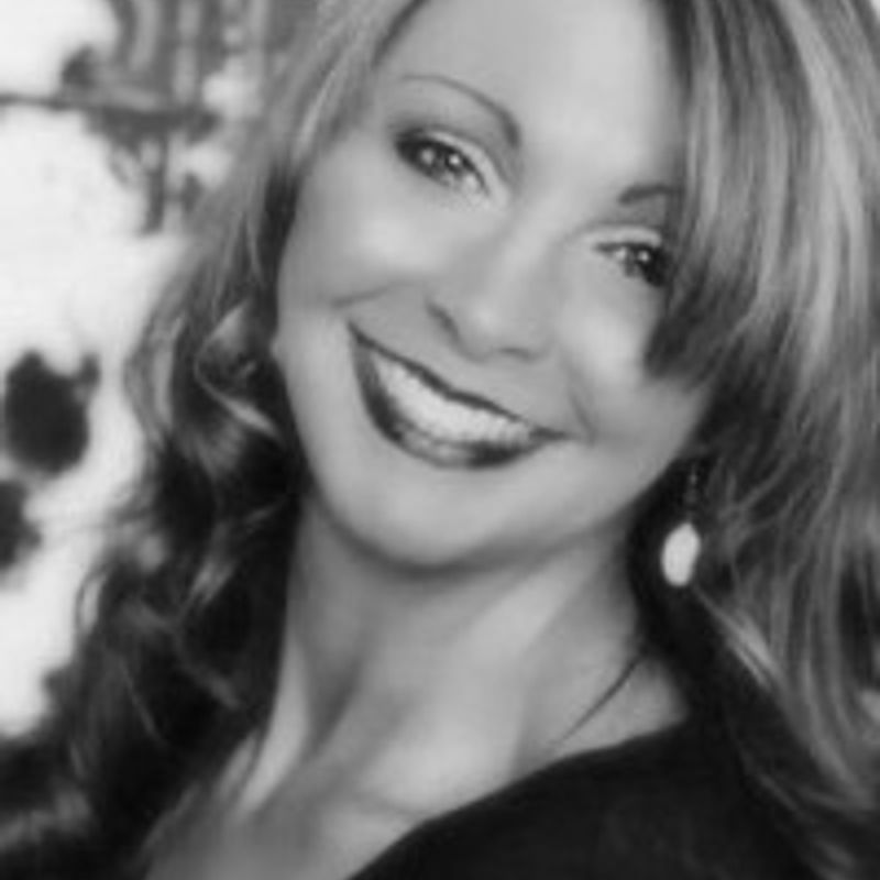  Kathryn Perez profile picture