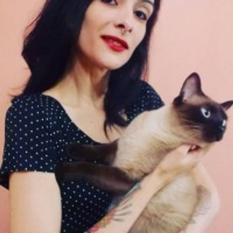 Renata M. Moutinho profile picture