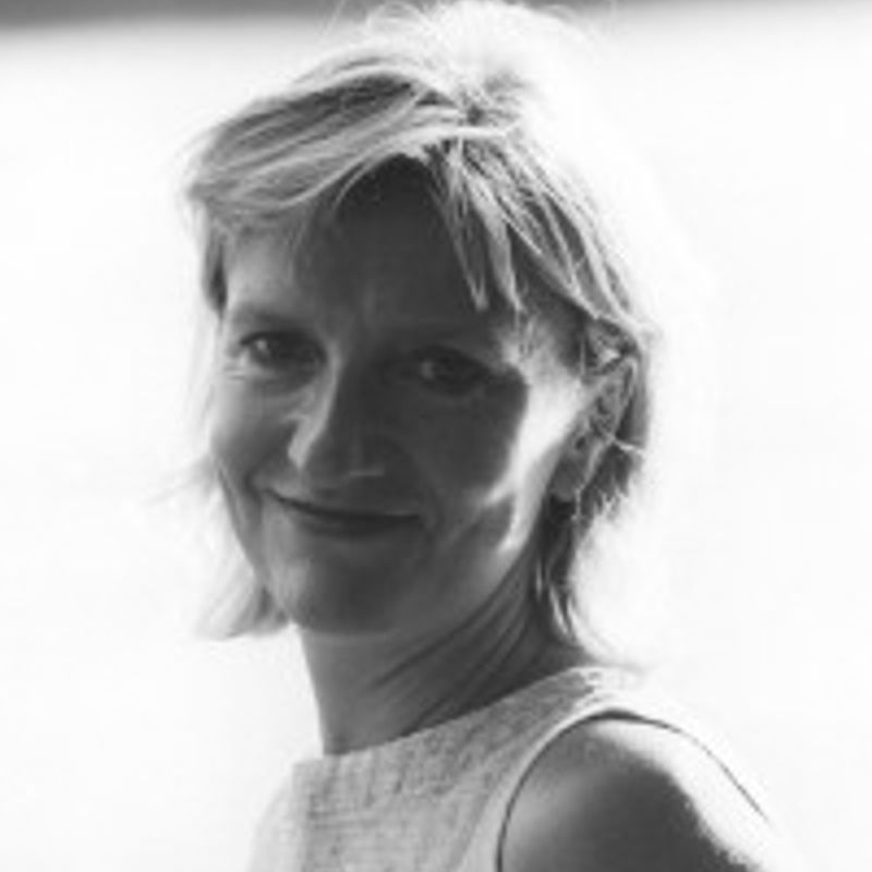 Elizabeth Strout  profile picture