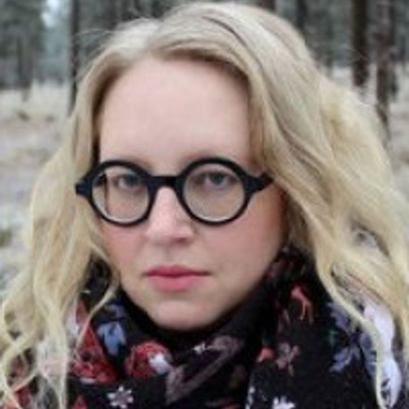 April Genevieve Tucholke profile picture