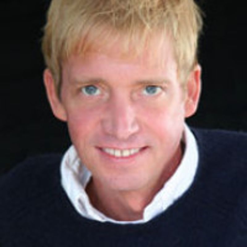 Ian Falconer profile picture