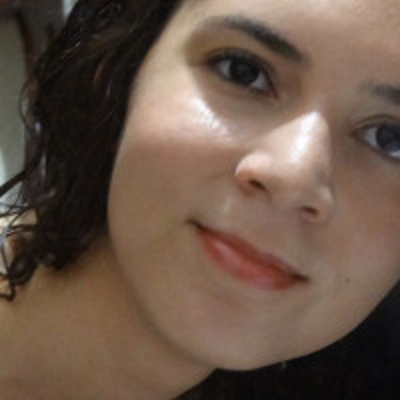 Ana Luiza Figueiredo profile picture