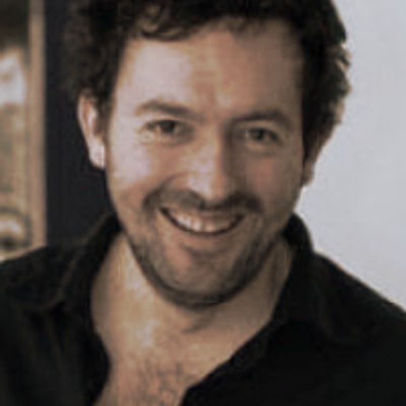 Mikel Santiago profile picture