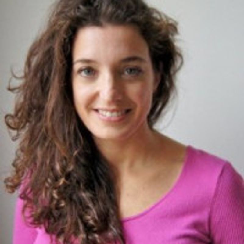 Nina Siegal profile picture