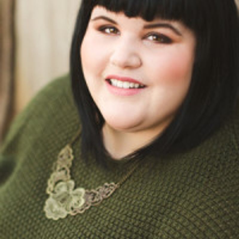 Julie Murphy profile picture