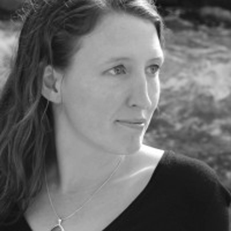 Kelly Barnhill profile picture