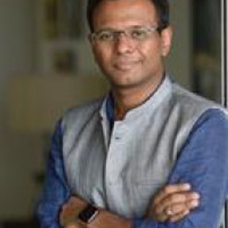  Mainak Dhar  profile picture