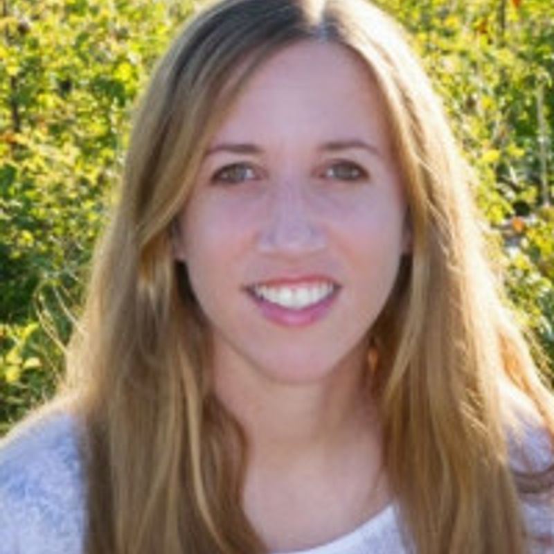Paula Stokes profile picture