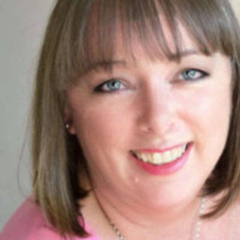 Yvonne Lindsay profile picture