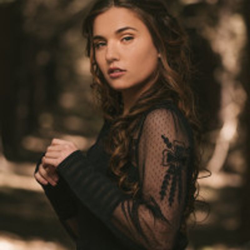 Paige McKenzie profile picture