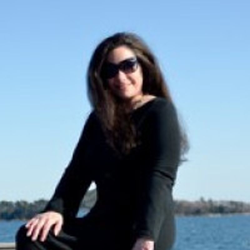Mia March profile picture
