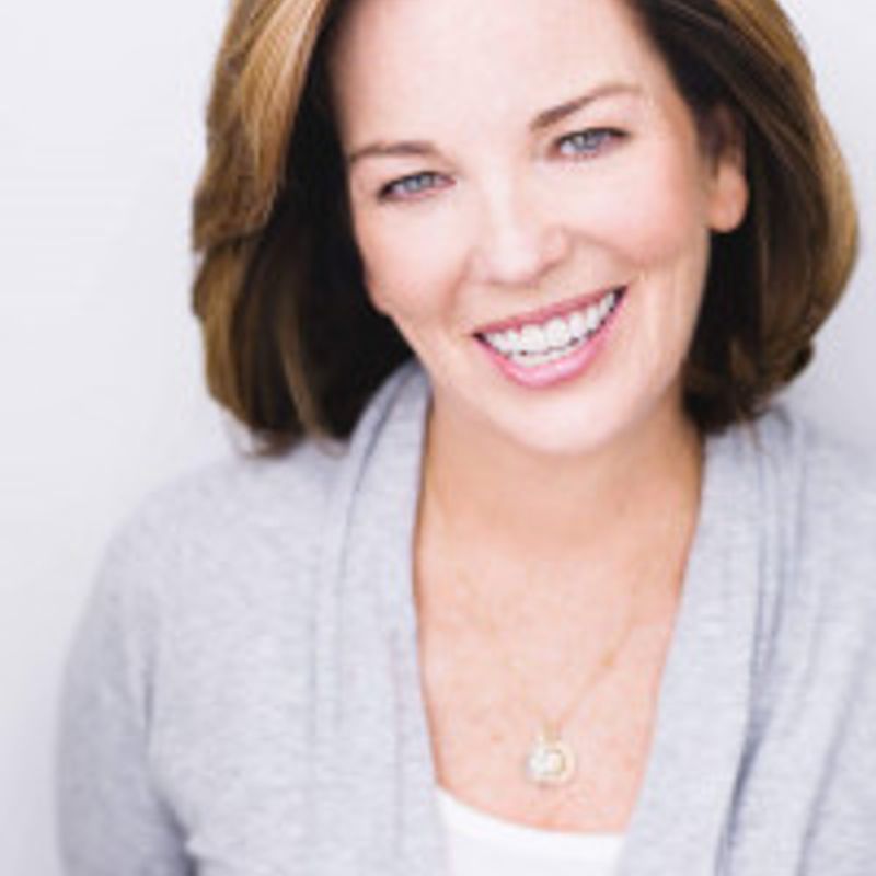 Martha Hall Kelly profile picture