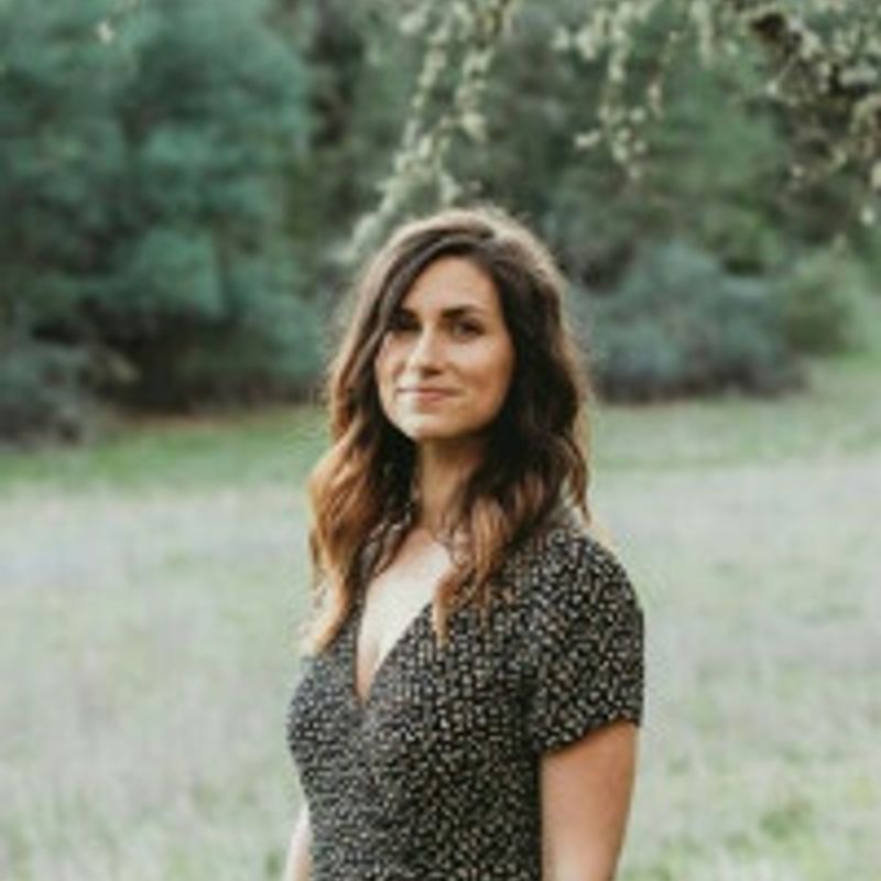 Adrienne Young profile picture