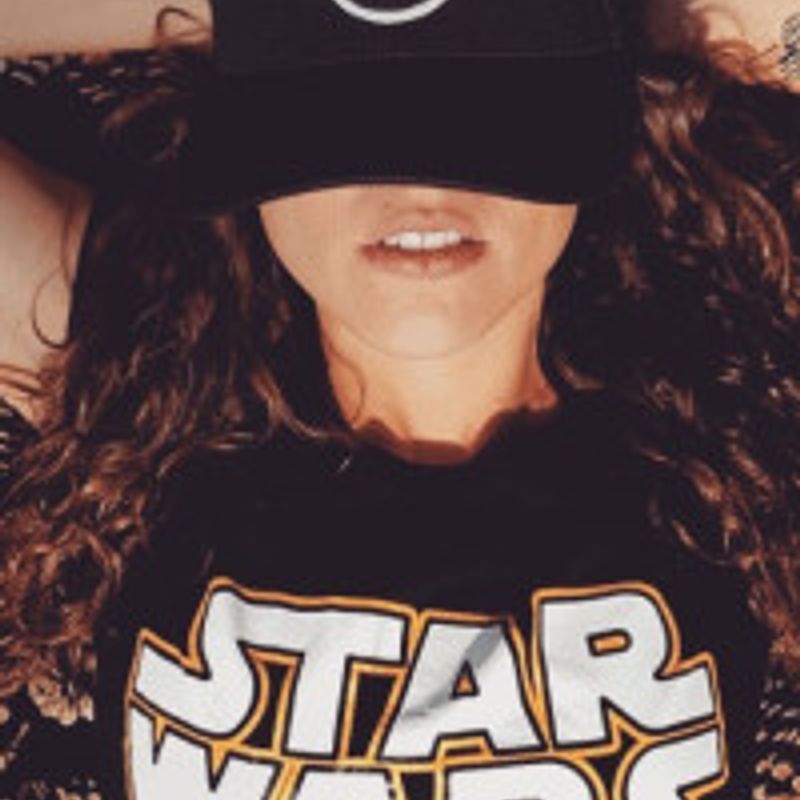 Julie Mor profile picture
