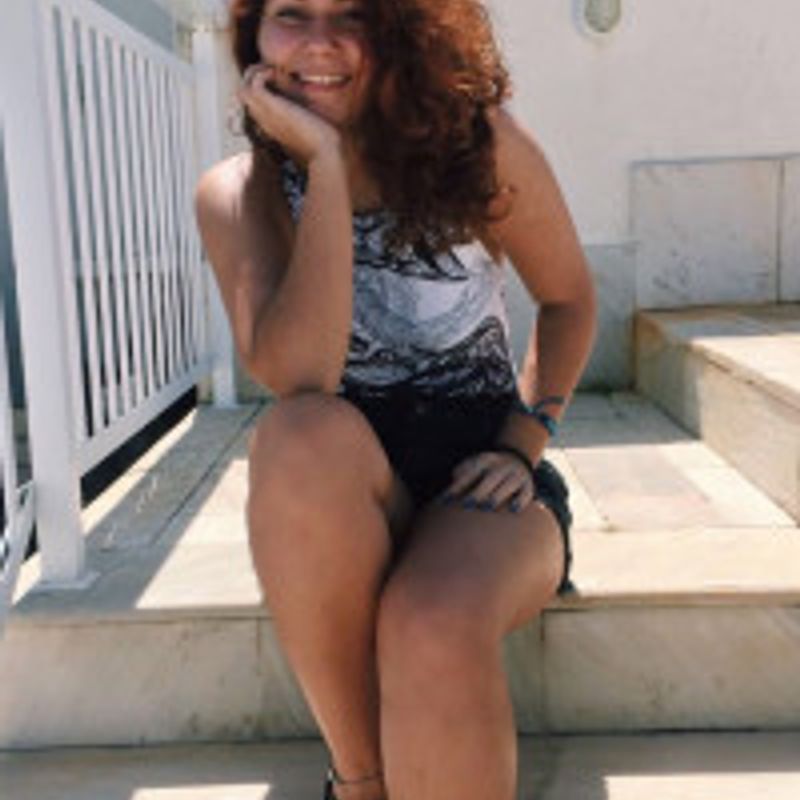 Julia Costa profile picture