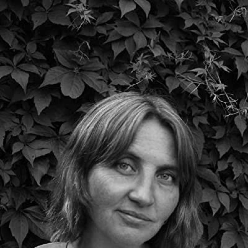 Araminta Hall profile picture