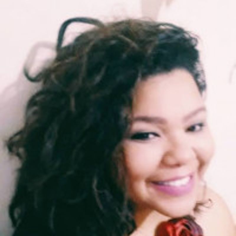 Thais Natel profile picture
