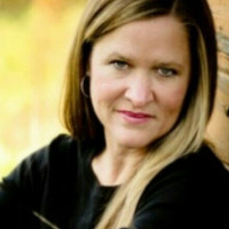 Stephanie Stuve-Bodeen profile picture