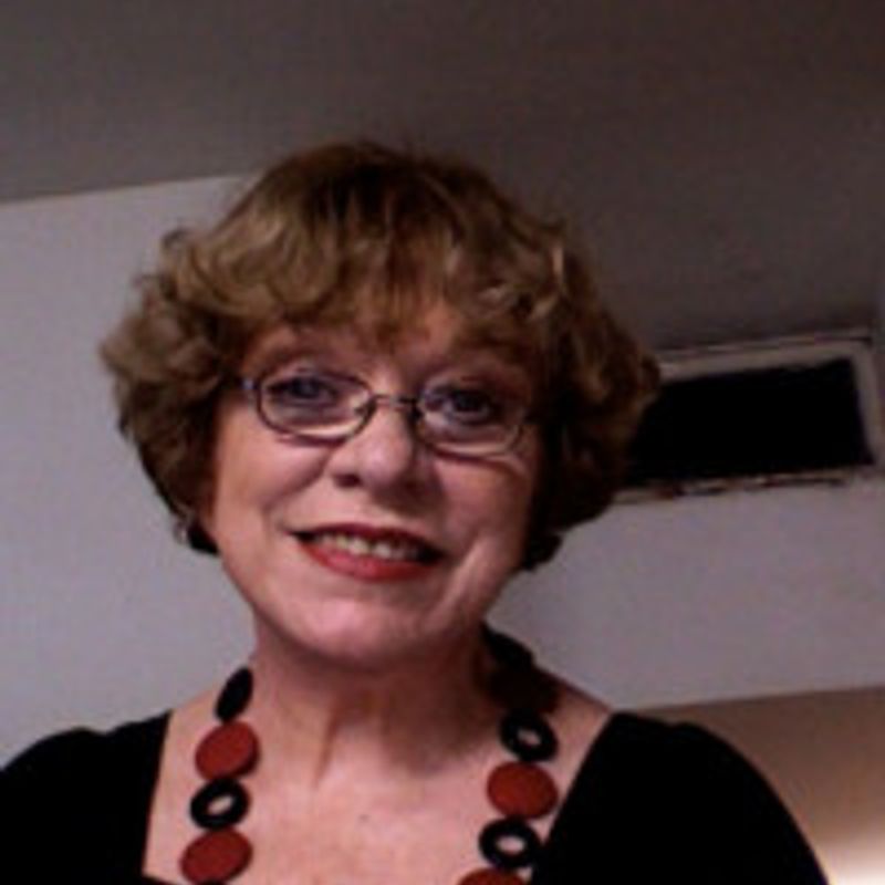 Maria Lúcia Malard profile picture